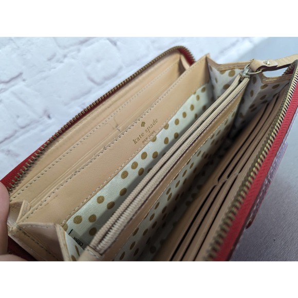 Kate Spade Wellesely Nada Red Travel Wallet Clutch - Picture 3 of 3
